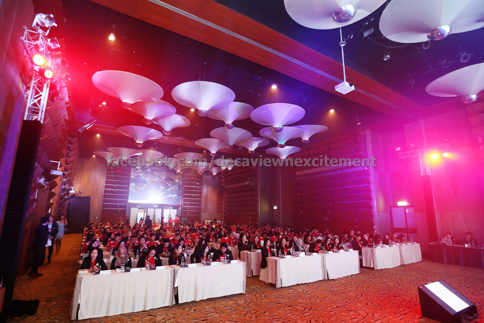 Decaview and Nexcitement Event Planner manages a turnkey national-level sales conference which includes hundreds of members across the country